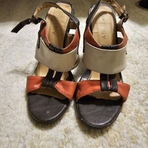 Brown cream red high heels, size 5
